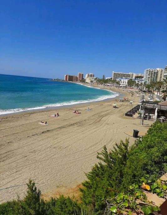 Elegante Alojamiento Con Piscina A 200 M Del Mar. Benalmádena Exterior photo