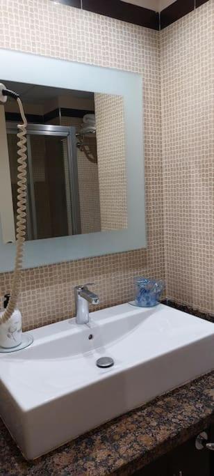 Elegante Alojamiento Con Piscina A 200 M Del Mar. Benalmádena Exterior photo