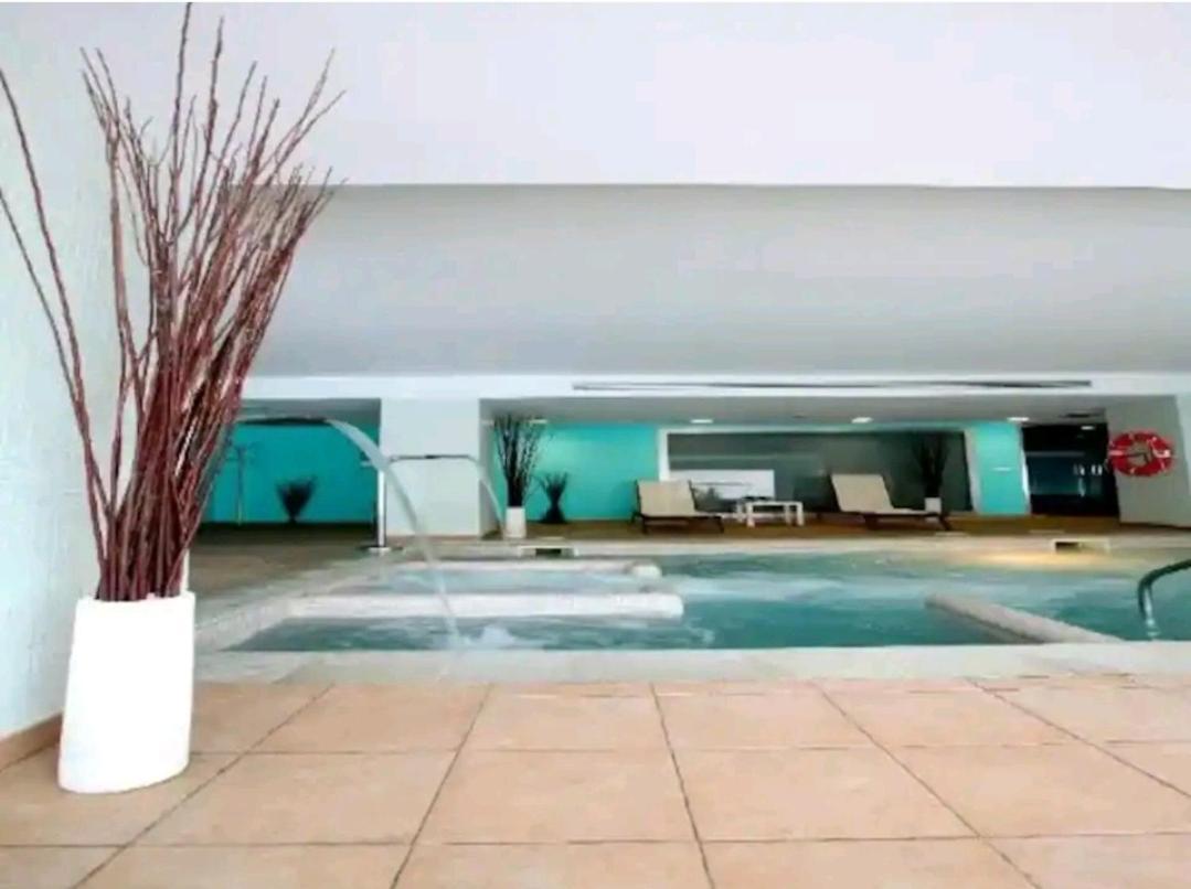 Elegante Alojamiento Con Piscina A 200 M Del Mar. Benalmádena Exterior photo